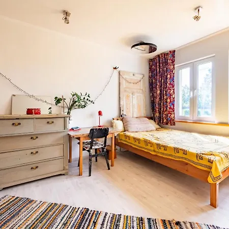 Artsy 2 Bedroom Next To Old Town With Garden And Parking * Tallinn