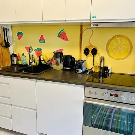 Lägenhet Artsy 2 Bedroom Next To Old Town With Garden And Parking Tallinn